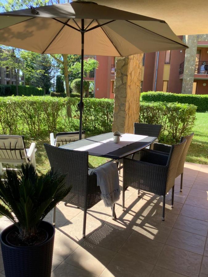 Apartman Golf Lux Бюк Экстерьер фото
