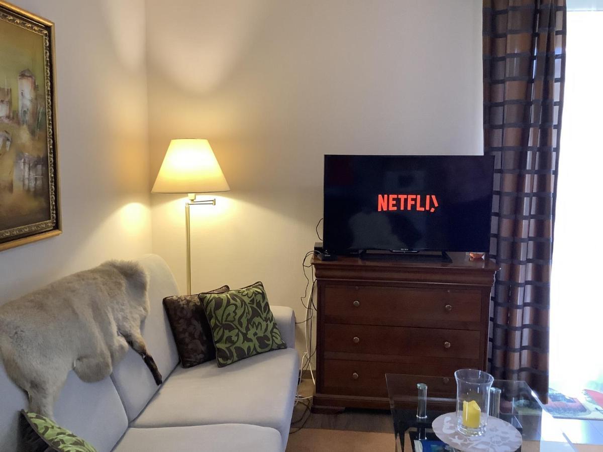Apartman Golf Lux Бюк Экстерьер фото