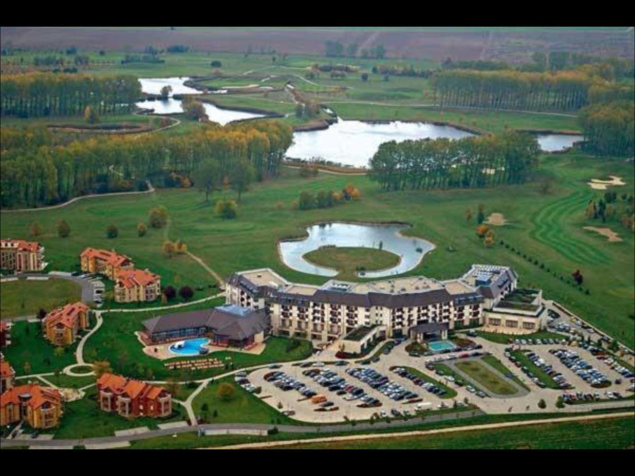 Apartman Golf Lux Бюк Экстерьер фото